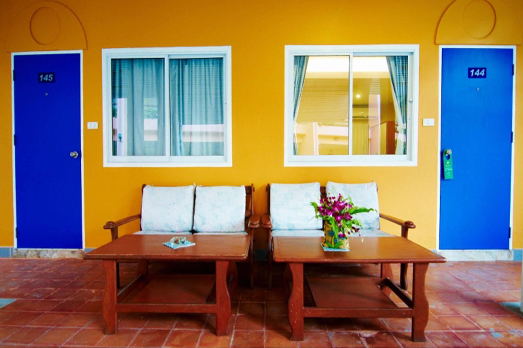 Peace Resort Hotel Pattaya ภายนอก รูปภาพ