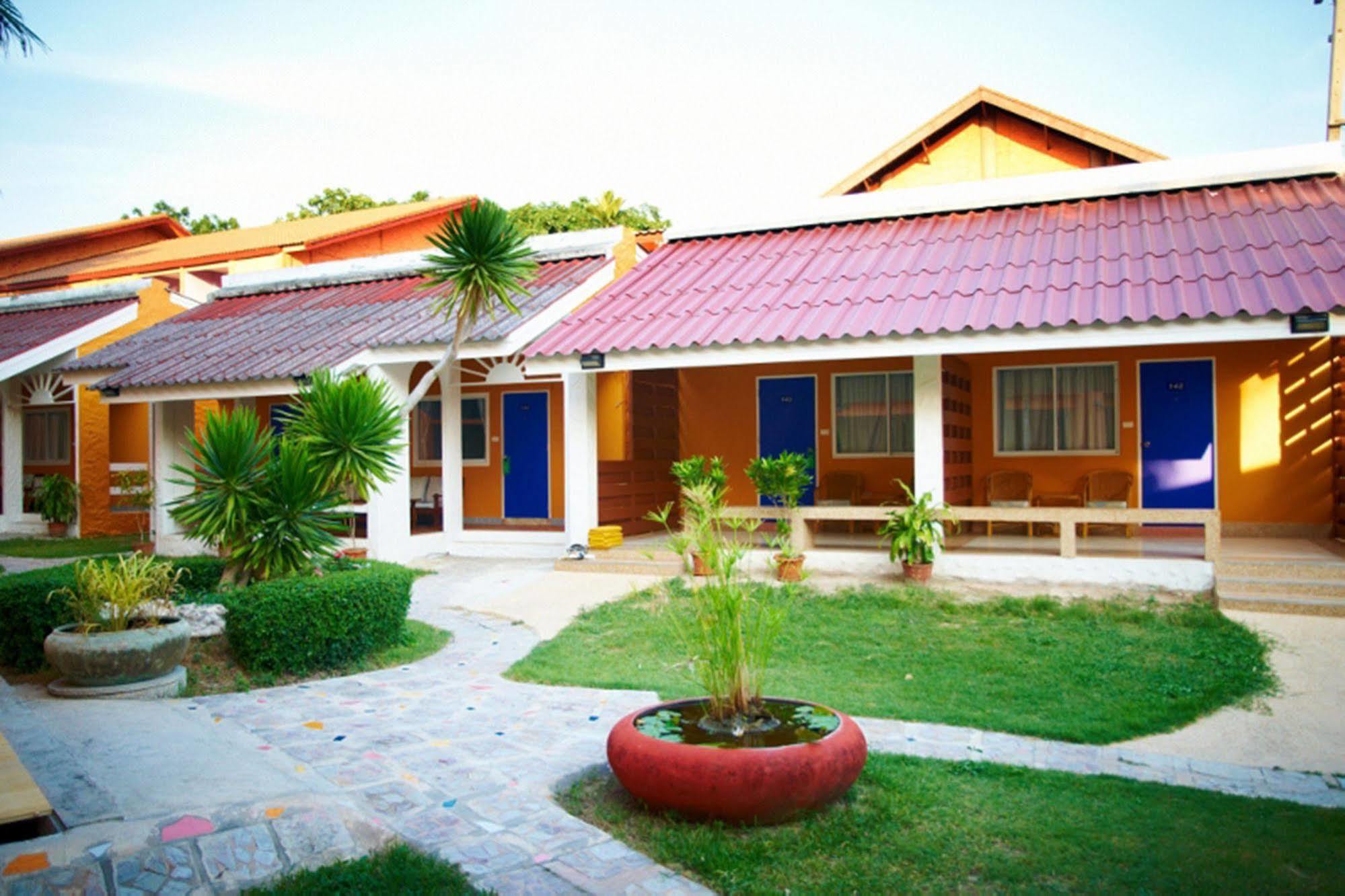 Peace Resort Hotel Pattaya ภายนอก รูปภาพ