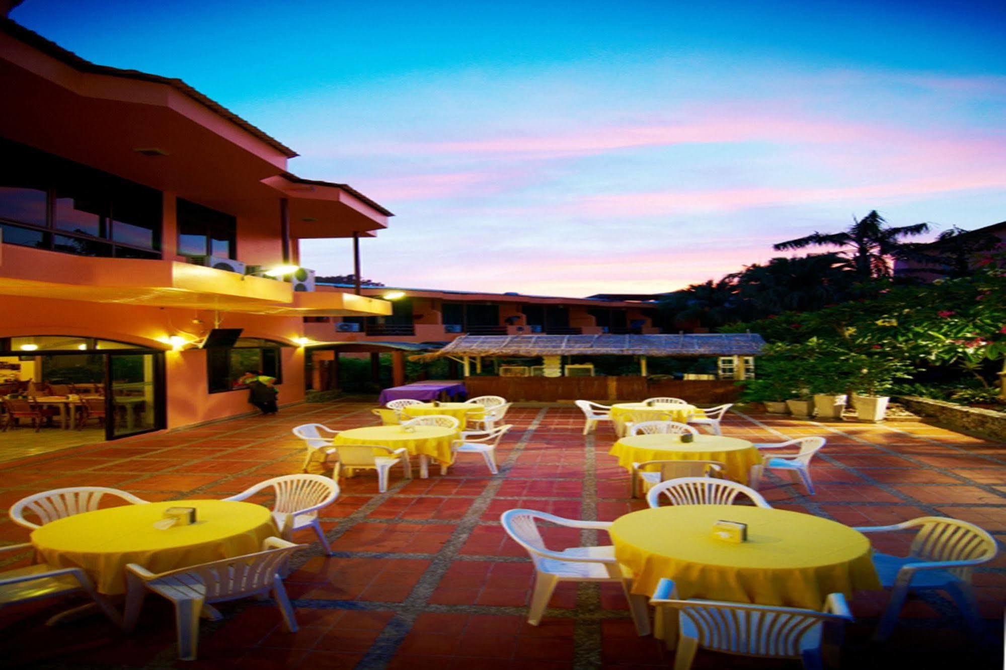 Peace Resort Hotel Pattaya ภายนอก รูปภาพ