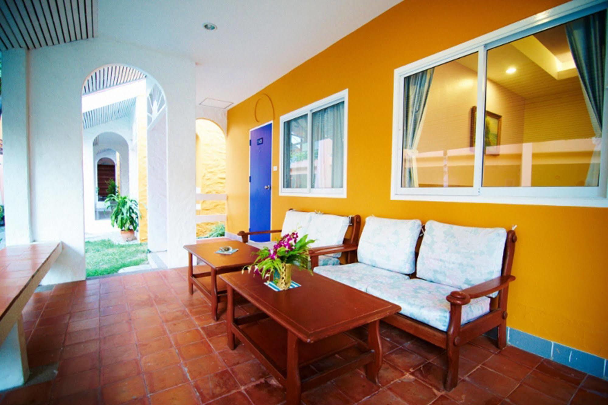 Peace Resort Hotel Pattaya ภายนอก รูปภาพ