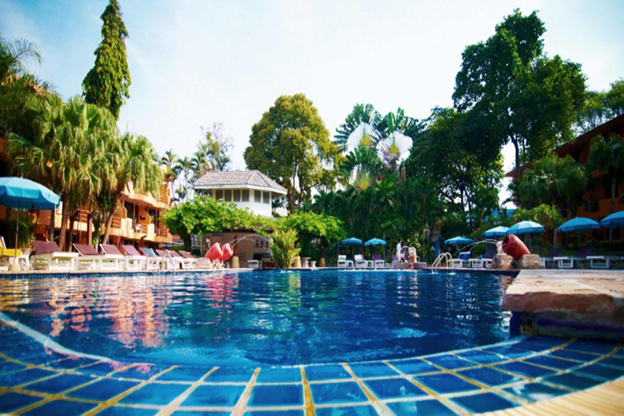 Peace Resort Hotel Pattaya ภายนอก รูปภาพ
